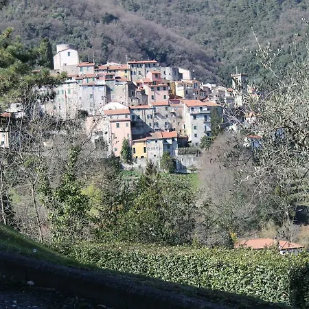 House With Pool Near 5 Terre E Carrara Ameglia